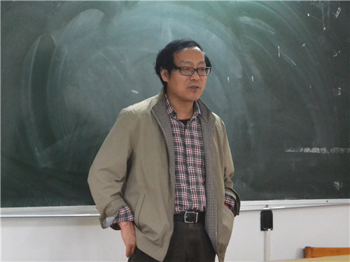 纪德君院长为中文176班同学授课 纪德君院长为中文176班同学授课